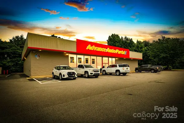 10025 Albemarle RD, Charlotte, NC 28227