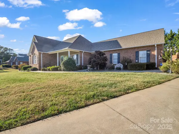 757 Smith Grove RD, Forest City, NC 28043