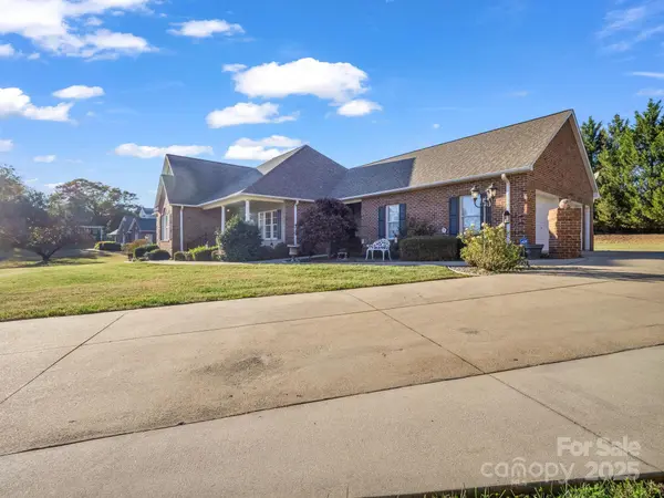 757 Smith Grove RD, Forest City, NC 28043
