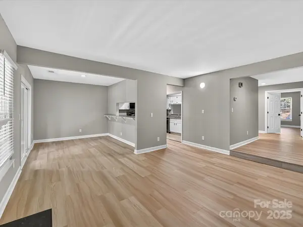 20115 Henderson RD #D, Cornelius, NC 28031