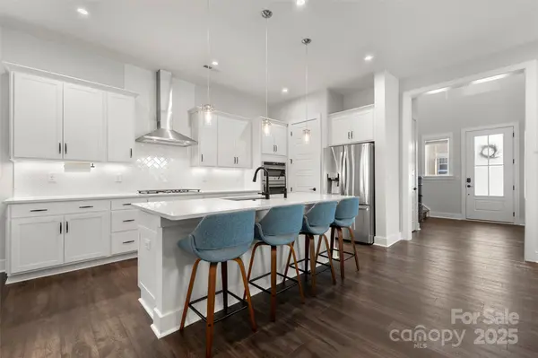 11219 James Coy RD, Davidson, NC 28078