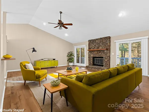 22 Glen Crest DR, Arden, NC 28704