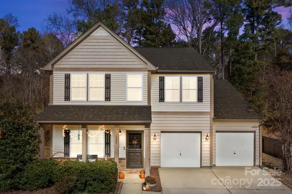 125 Devynn Ridge CT, Mount Holly, NC 28120