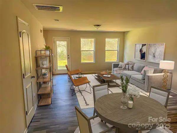 1354 Cypress LOOP, Newton, NC 28658