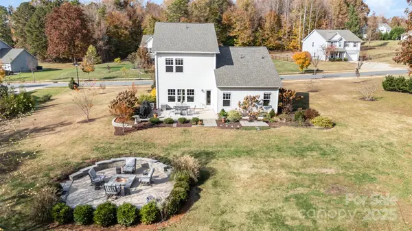 377 Wyndham Forest CIR, Midland, NC 28107