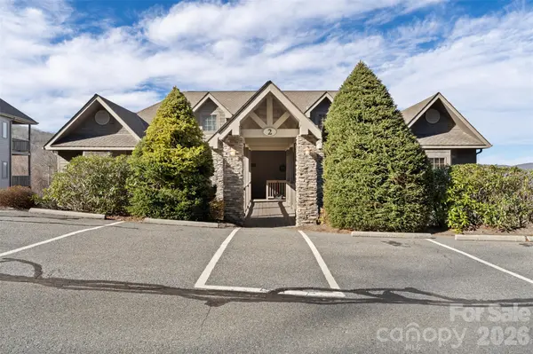 375 Pleasant View None #2D, Sugar Mountain, NC 28604