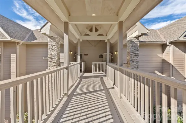 375 Pleasant View None #2D, Sugar Mountain, NC 28604