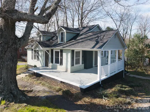 328 11th ST SW, Hickory, NC 28602