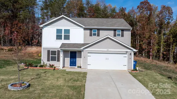 1251 Reid CT, Lenoir, NC 28645