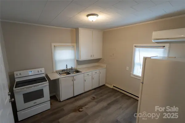 275 Academy AVE NW, Concord, NC 28025