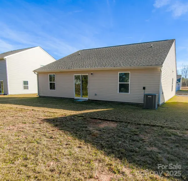 599 Lamorak PL, Richburg, SC 29729