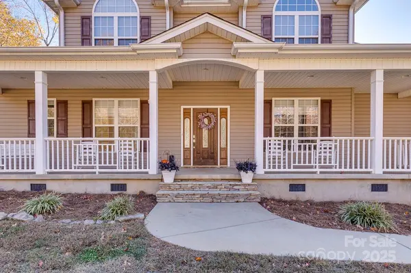 80 Upcountry LN, Travelers Rest, SC 29690