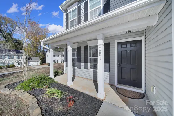 2001 Roscommon DR, Clover, SC 29710