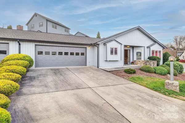 411 Kyfields ST, Weaverville, NC 28787