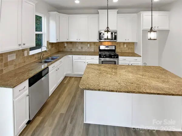 1019 Hamil Ridge DR, Waxhaw, NC 28173