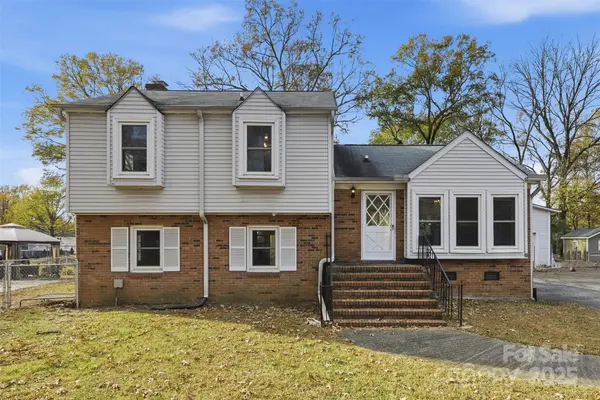 2708 Johnny Reb LN, Charlotte, NC 28273