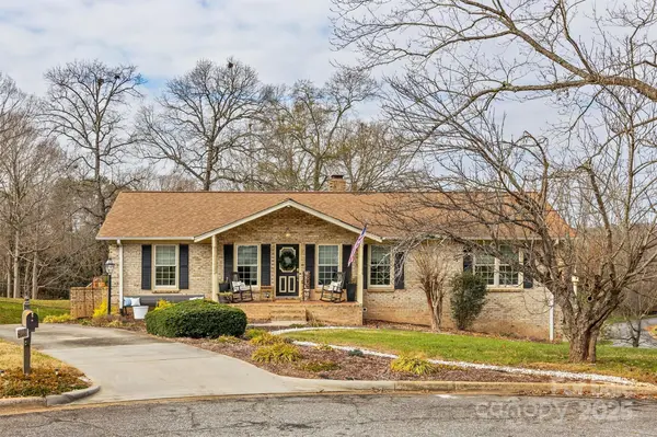2419 Pebblestone CT, Gastonia, NC 28054