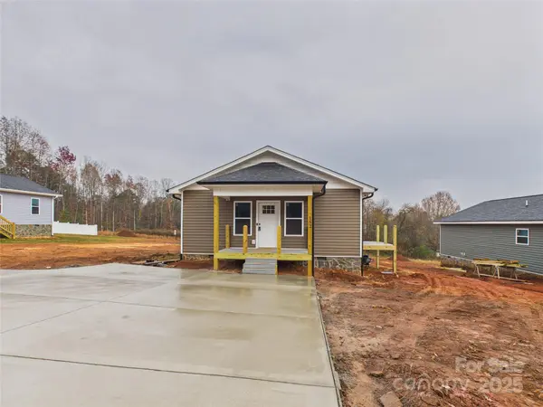 152 Duke ST, Granite Falls, NC 28613