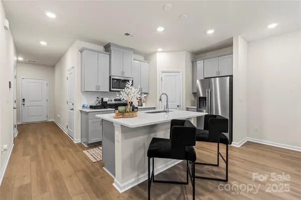831 Gerard Bay DR, Fort Mill, SC 29715