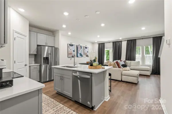 831 Gerard Bay DR, Fort Mill, SC 29715
