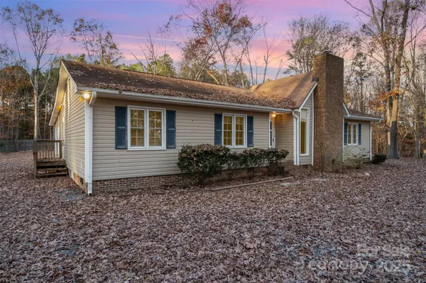 2704 Leisure DR, Waxhaw, NC 28173