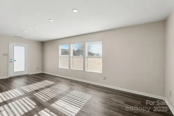 3901 Shasta CIR, Clover, SC 29710