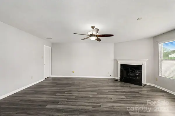 3901 Shasta CIR, Clover, SC 29710