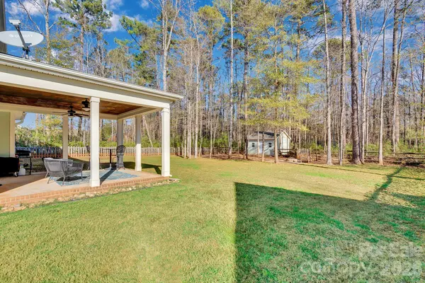481 Evergreen RD, Lake Wylie, SC 29710