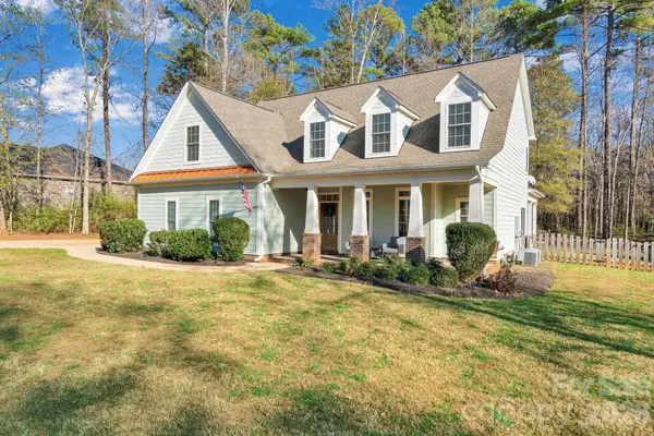 481 Evergreen RD, Lake Wylie, SC 29710