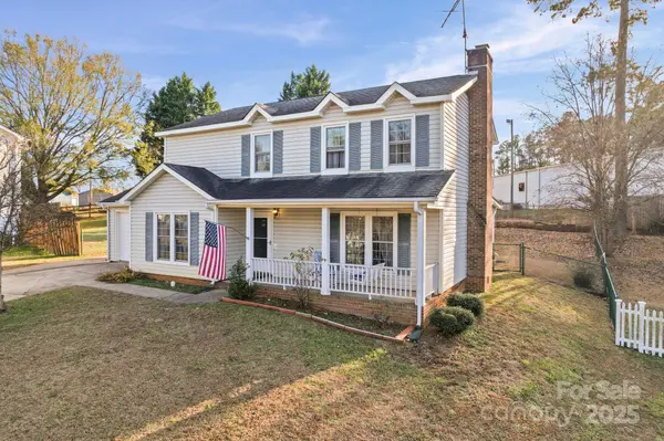912 Cathedral DR,  Belmont,  NC 28012