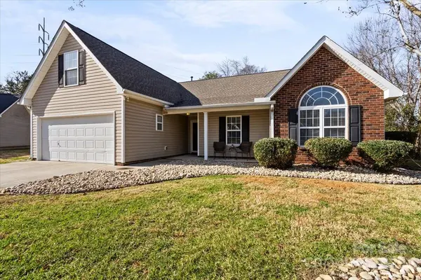 2203 Oakhurst CT, Kannapolis, NC 28081