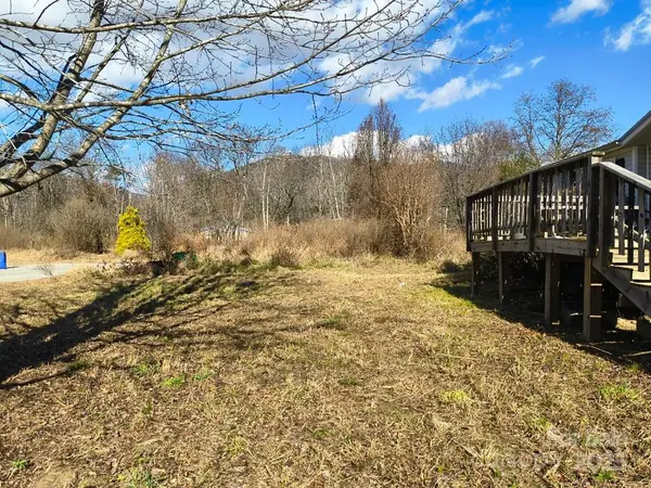 11 River Meadow DR #8, Swannanoa, NC 28778