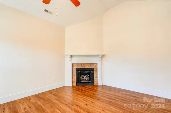 217 Crystal Springs LN, Shelby, NC 28150