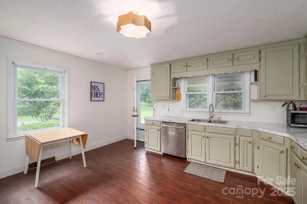 26 Kee RD, Belmont, NC 28012