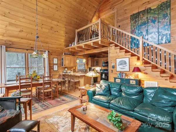 741 S Toe River RD, Burnsville, NC 28714