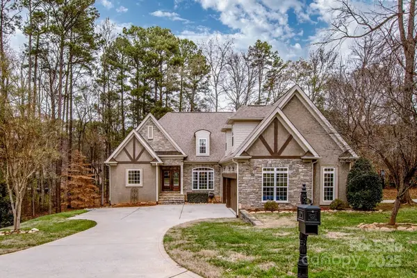 7957 Glen Abbey CIR,  Stanley,  NC 28164