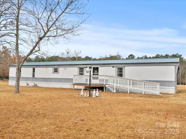 3231 Rocky Ridge RD, Wallace, SC 29596