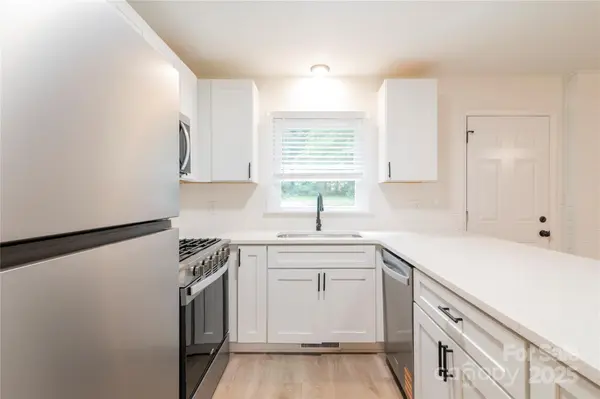1808 Taylor DR, Gastonia, NC 28052