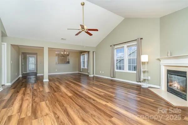 127 Elgin LN, Mooresville, NC 28115