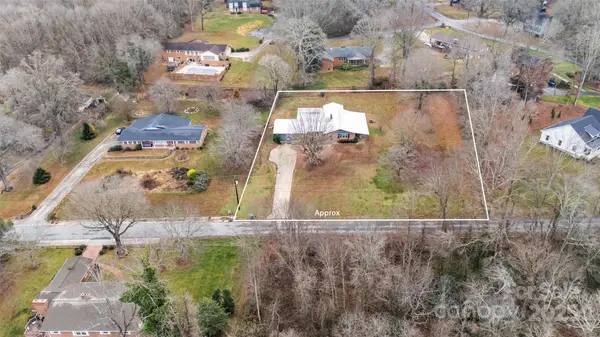 288 Northwood PARK, Taylorsville, NC 28681