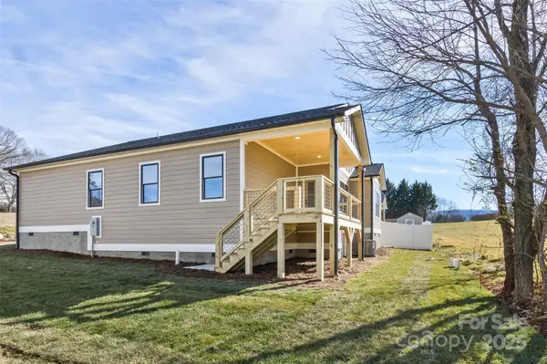 115 Peyton Elaine RD, Clyde, NC 28721