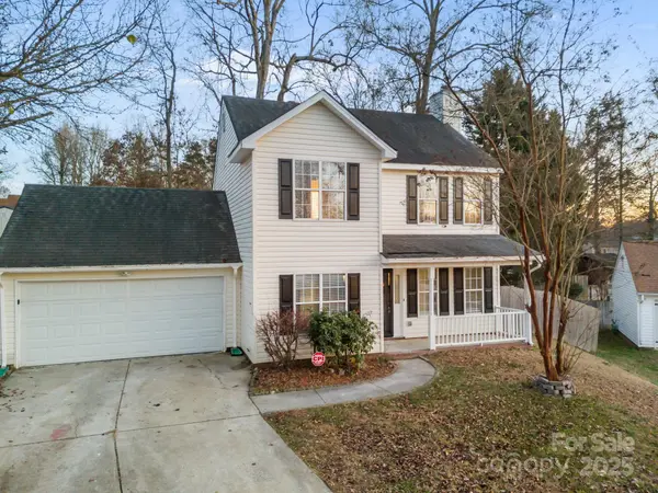 1561 Forest Glen LN, Kannapolis, NC 28081
