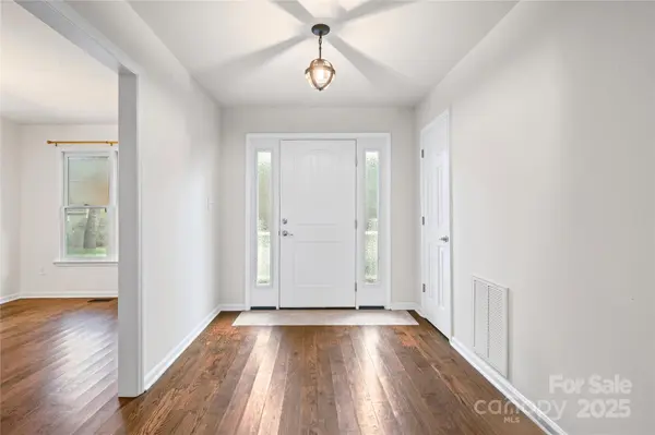 3973 Huntington CT, Denver, NC 28037