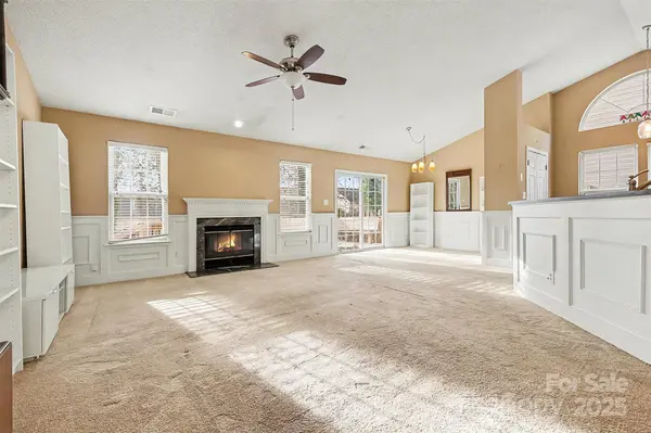 6652 Allness Glen LN, Charlotte, NC 28269