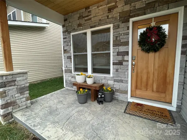 28 Sage Crest LOOP, Weaverville, NC 28787