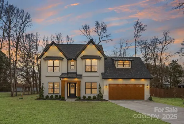 310 Picketts CIR, Indian Trail, NC 28079