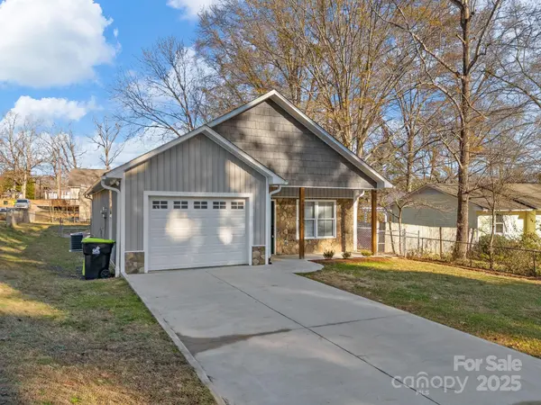 409 S Lyles AVE, Landrum, SC 29356