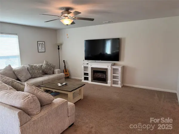 811 Constantine RD, Richburg, SC 29729