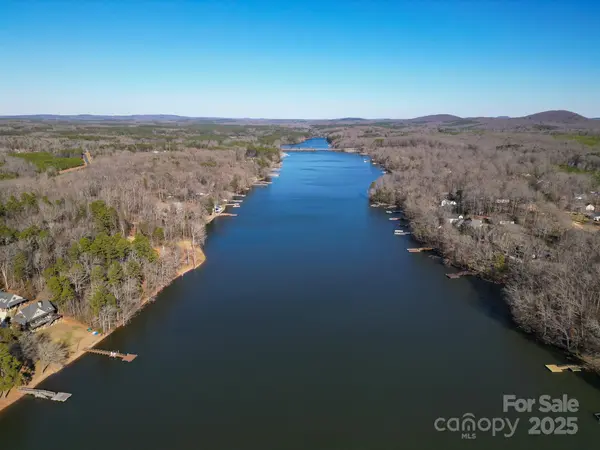481 Harborgate DR, Denton, NC 27239