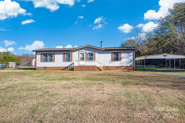 4586 Deal RD,  Claremont,  NC 28610